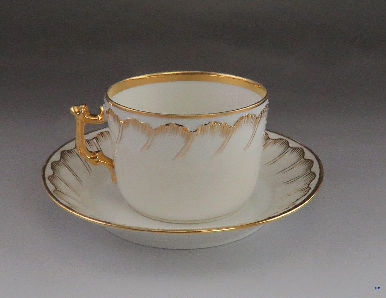 Lovely 21pc set Antique/Vintage Gilt Porcelain 10 Coffee Tea Cups & 11 Saucers