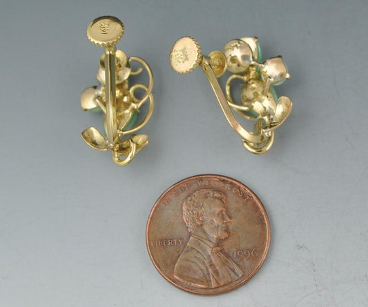 Pair of Vintage 14K Yellow Gold Genuine Green Jade Screw-Back Earrings