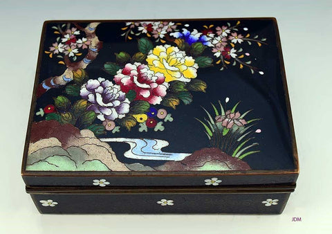 c1900 Stunning Japanese Meiji Period Cloisonné Floral Box