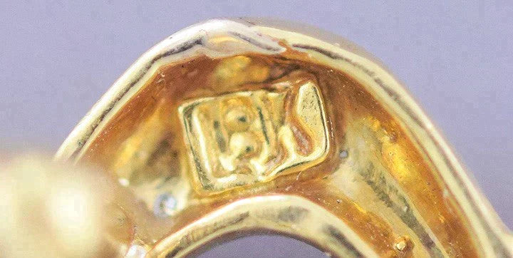 Stunning 18k Yellow Gold Diamond Pearl Abstract Pin Brooch