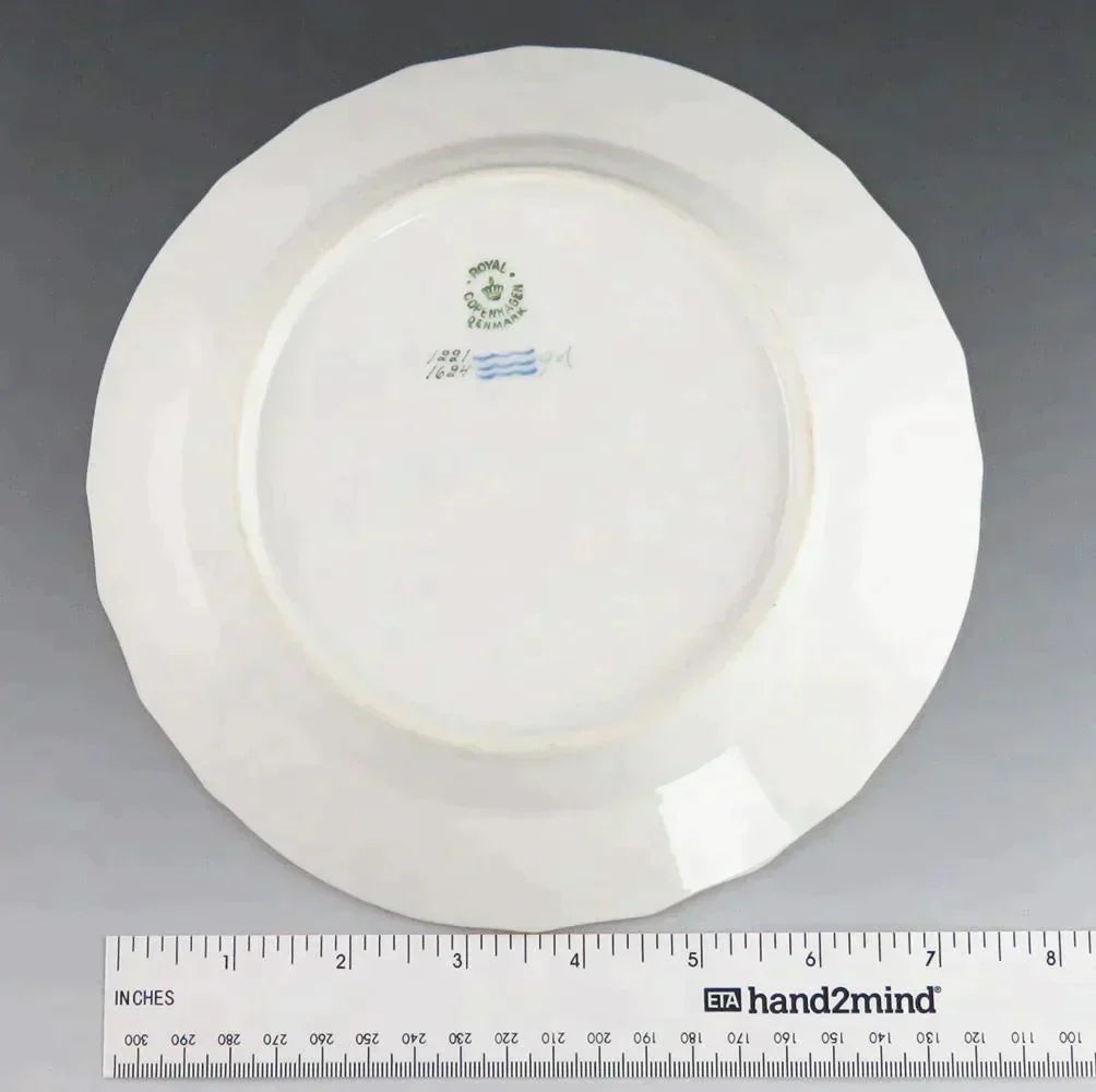 6 Royal Copenhagen Saxon Flower 493 Porcelain Salad/Dessert/Lunch Plates