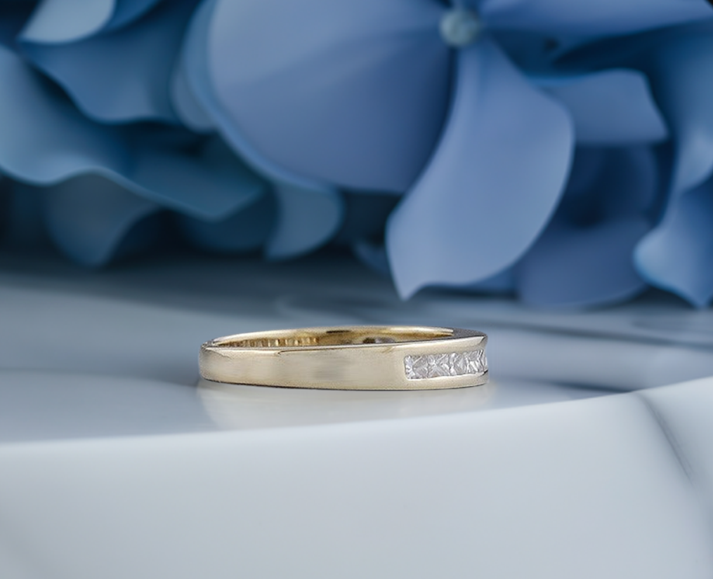 Exquisite .50ct Diamond 14k Yellow Gold Anniversary Band Ring Size 6
