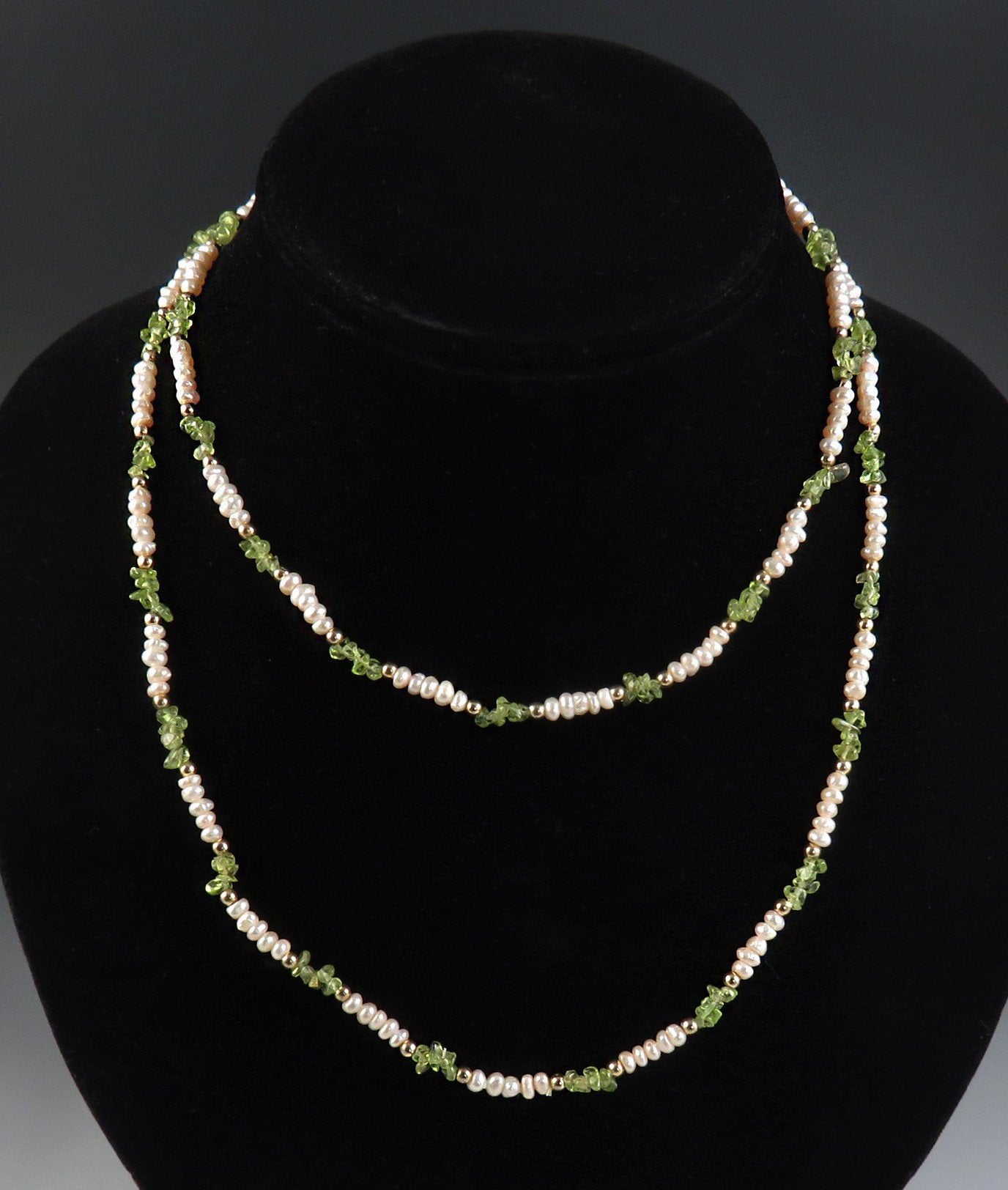 Gorgeous Modern Tumbled Peridot Pearls & Gold Plated Bead Necklace