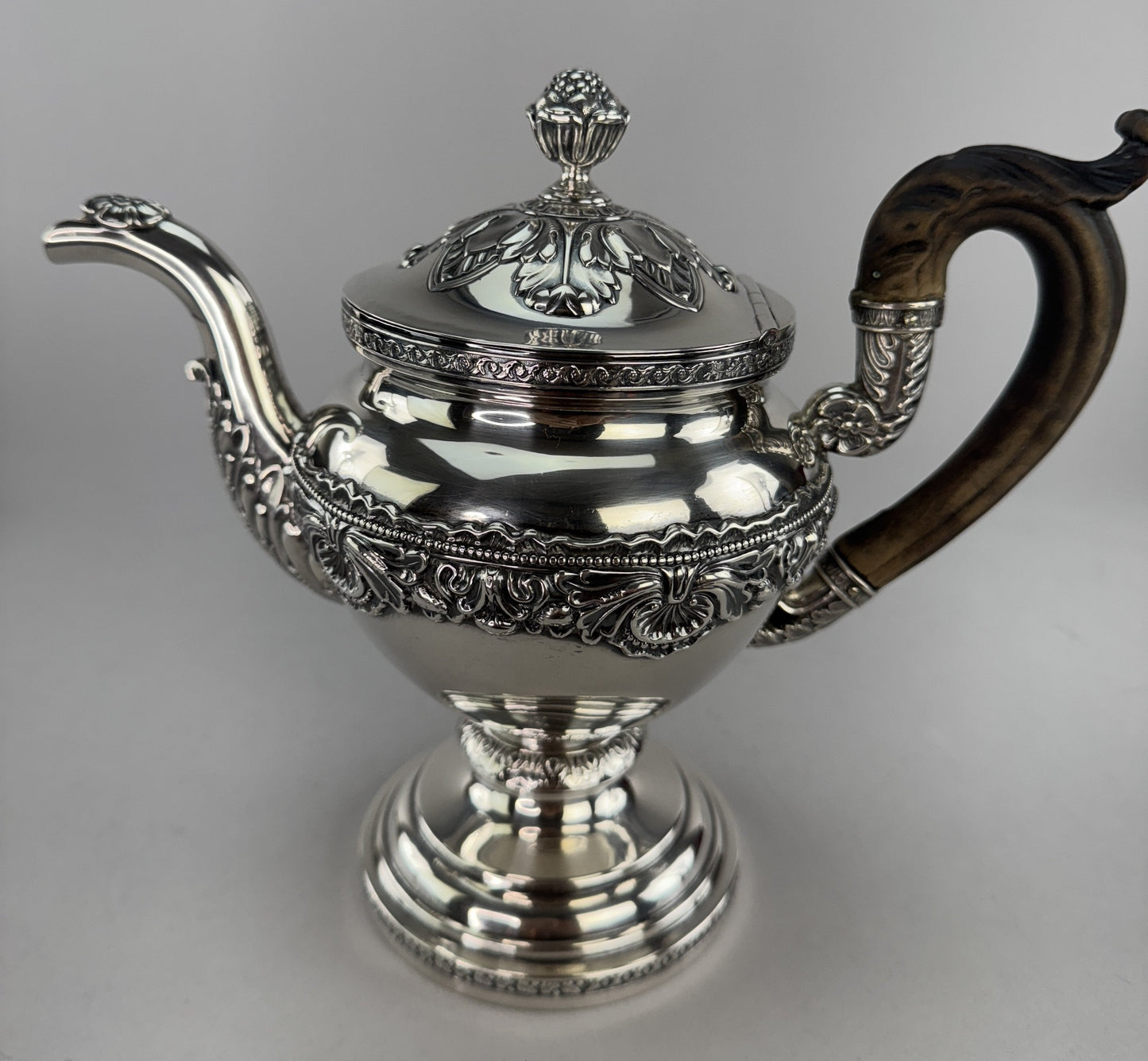 Excellent c1815 American Coin Silver Fletcher Gardiner Teapot or Coffee Pot