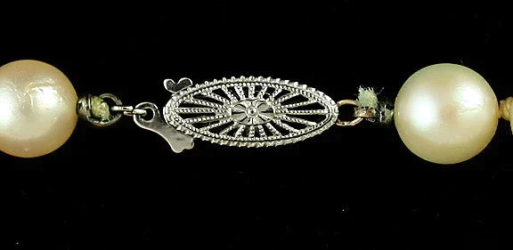 Lovely 14k White Gold Clasp Pearl Strand Necklace Modern
