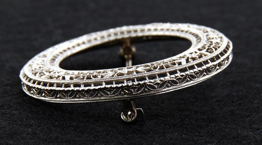 1910-1930's Understated Elegance In a Fine Antique 14K White Gold Filigree Pin