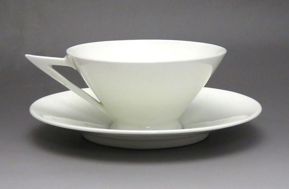 6 Antique 1876 Aesthetic Movement English Porcelain Cups & Saucers
