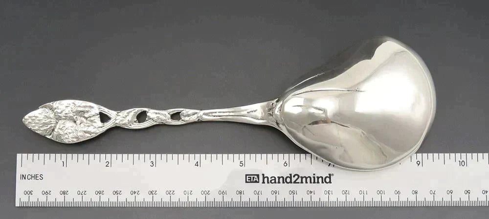 Heavy Sterling Silver Strawberry Pattern Berry/Casserole Serving Spoon 9 1/2"