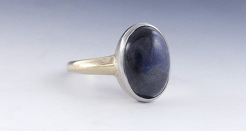 Beautiful 14k Yellow Gold 18k White Gold Blue Labradorite Cabochon Ring