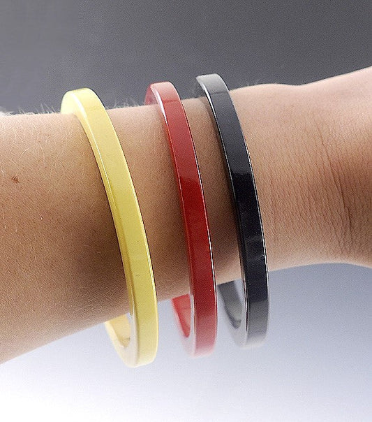 Neat Set 3 Vintage Bakelite Bangle Bracelets Red Black & Yellow