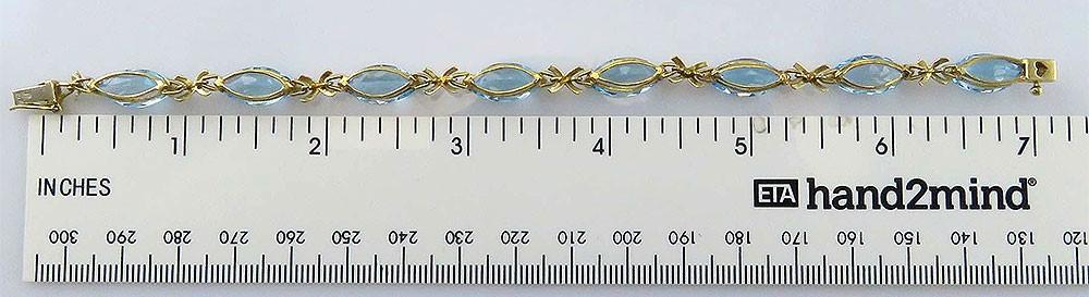 Gorgeous 10k Yellow Gold 22ct Blue Topaz Marquise Bracelet