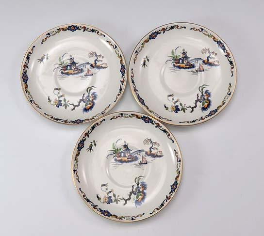 Late 1890's-Early 1900's John Maddock & Sons Porcelain 5 Tea Cups 3 Saucers