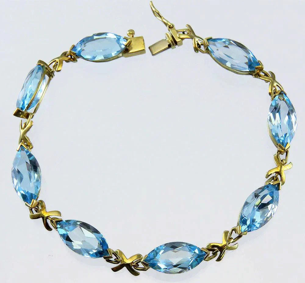Gorgeous 10k Yellow Gold 22ct Blue Topaz Marquise Bracelet