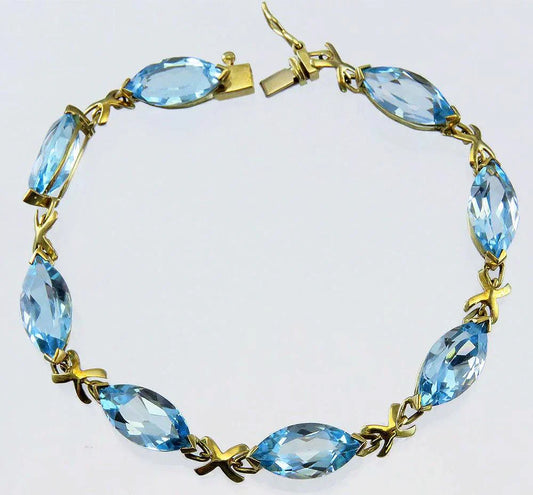 Gorgeous 10k Yellow Gold 22ct Blue Topaz Marquise Bracelet