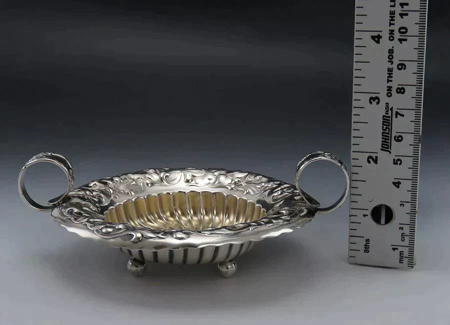 Antique c1890 Sterling Silver Whiting Heraldic 2 Handled Dish/Bowl Hollowware