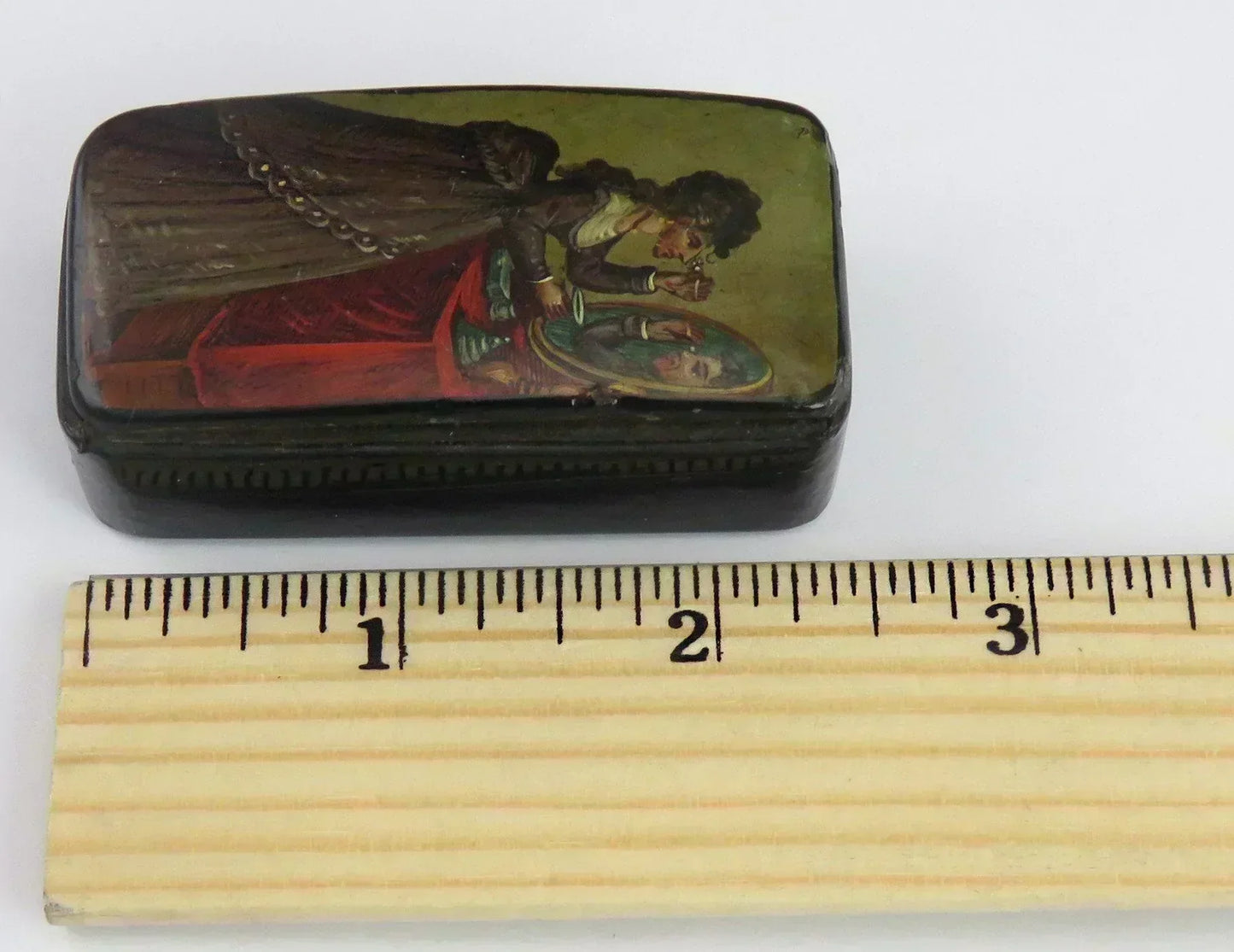 Rare Antique Victorian c1830 English Paper Mache Lacquer Bearded Lady Snuffbox