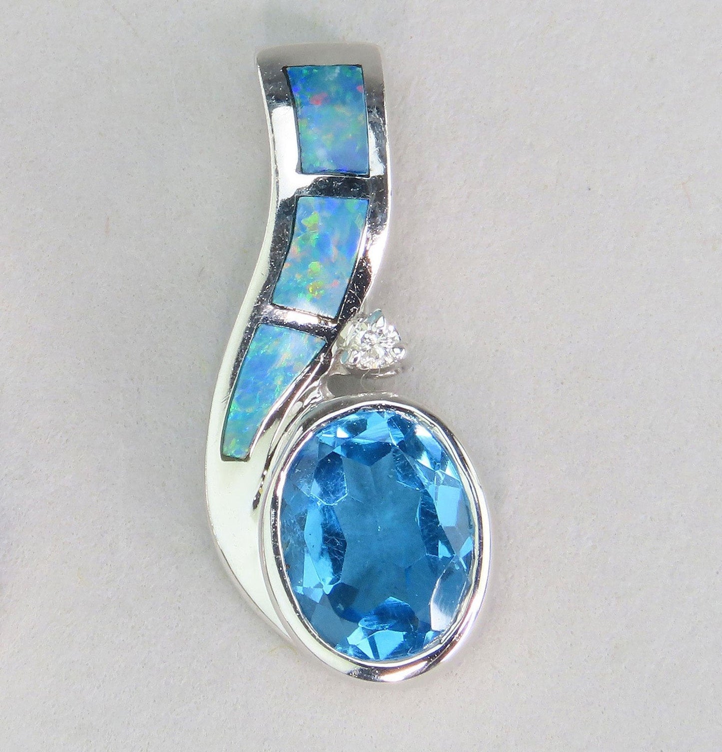 Dazzling 14k White Gold 1.3ct Oval Blue Topaz Opal Diamond Pendant
