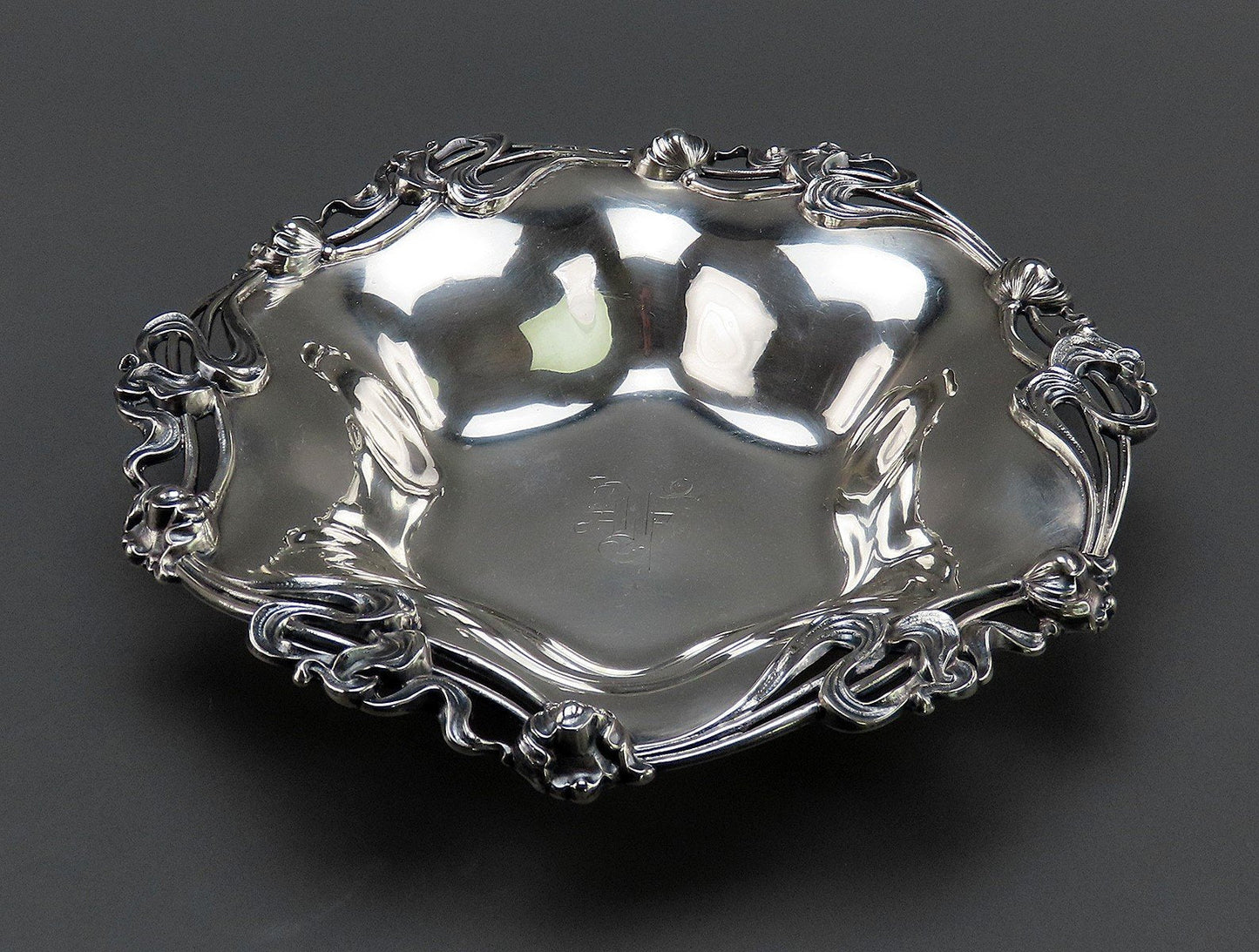 Gorgeous c 1895 Art Nouveau Floral Rim Sterling Silver Lobbed Dish 9 3/4 in