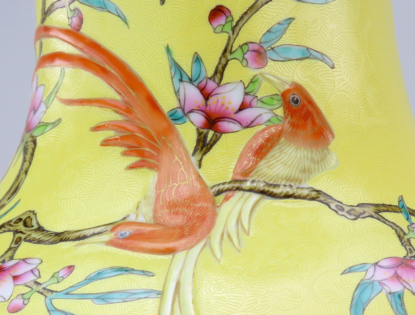 Superb Chinese Yongzheng Mark Yellow Liuyeping Phoenix Bird Flowers Vase