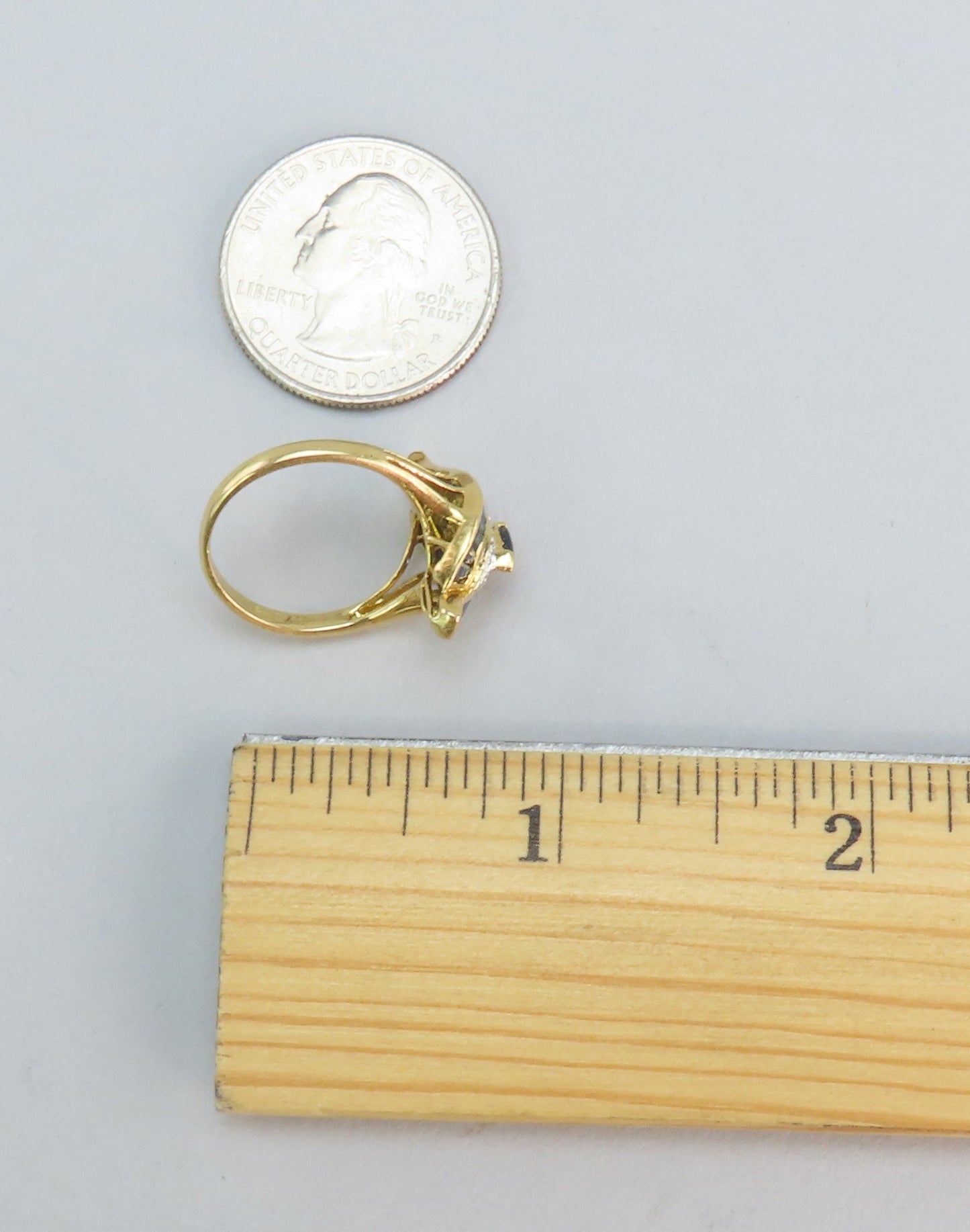 Gorgeous 18k Yellow Gold ~.66ct Sapphire and Diamond Ring