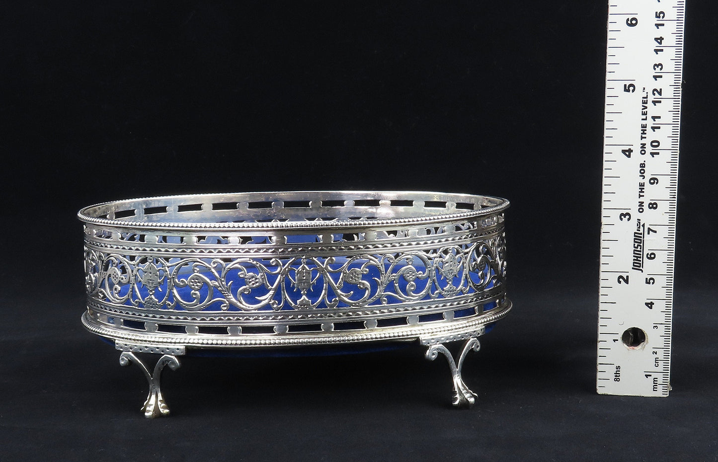 Neat English Georgian Sterling Silver Openwork Oval Dresser Catchall Tray 1777