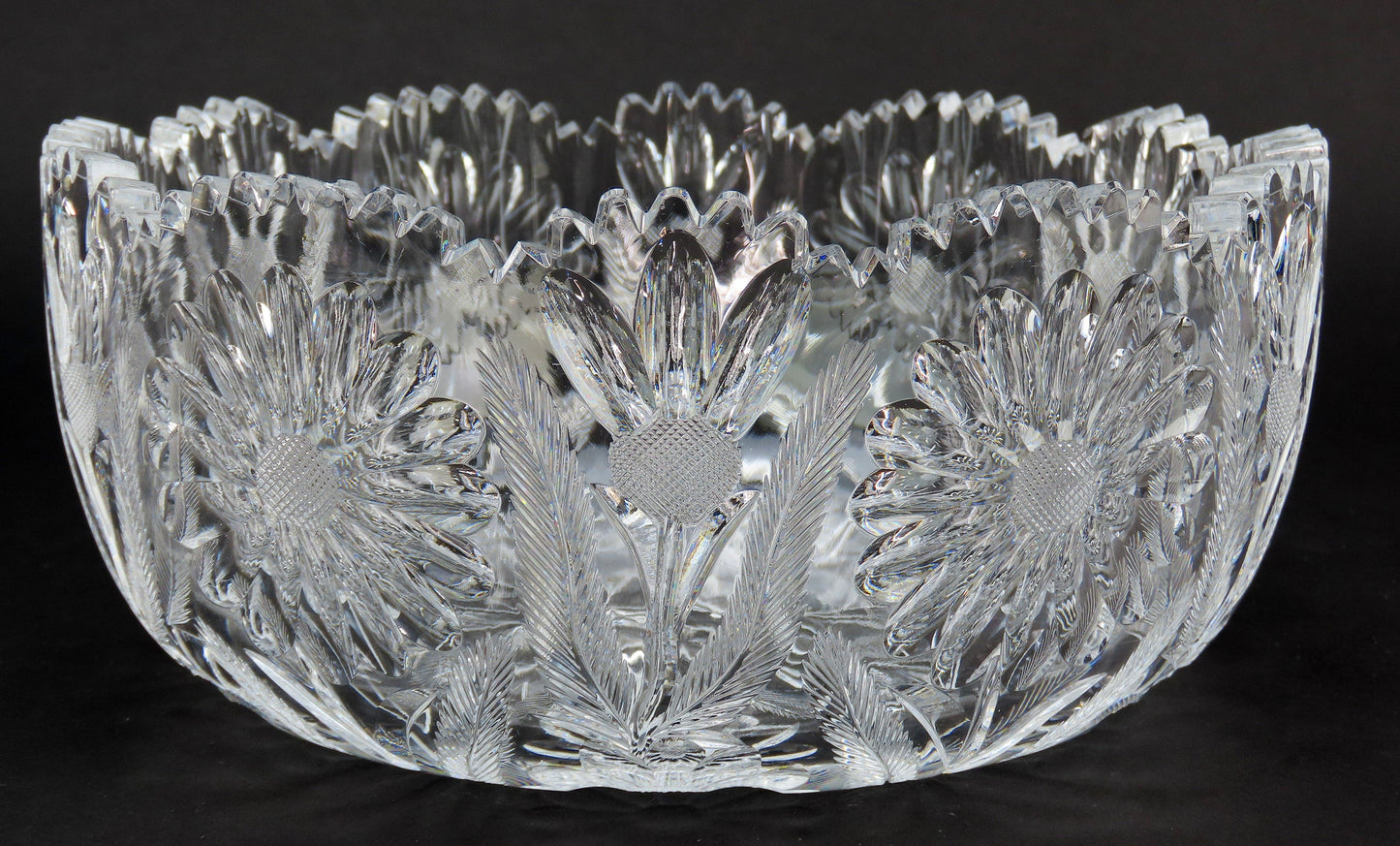 Rare Quality American or English Cut Glass Daisy Sunflower Floral Bowl 8.75"