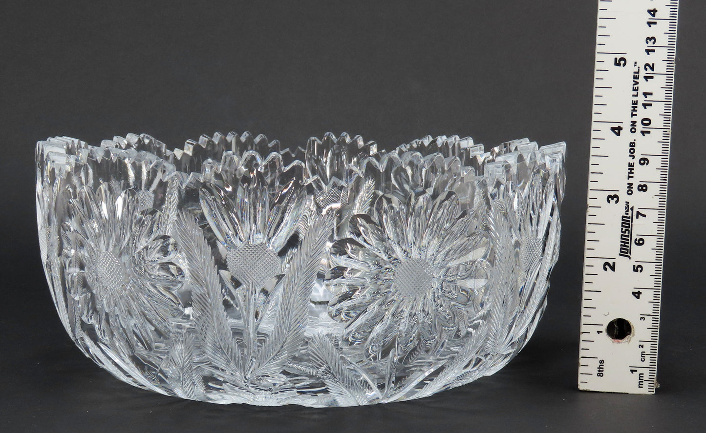Rare Quality American or English Cut Glass Daisy Sunflower Floral Bowl 8.75"