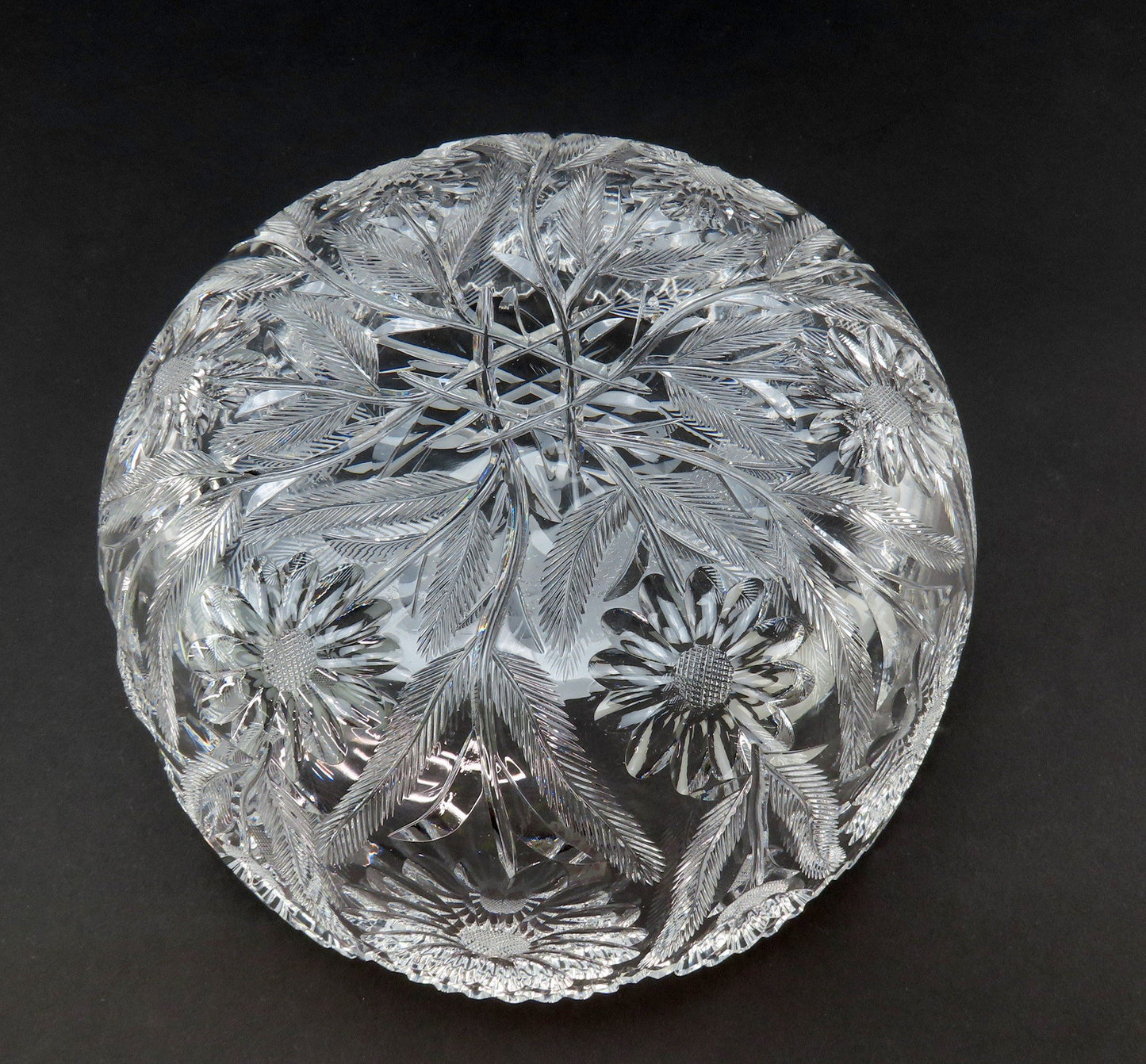 Rare Quality American or English Cut Glass Daisy Sunflower Floral Bowl 8.75"