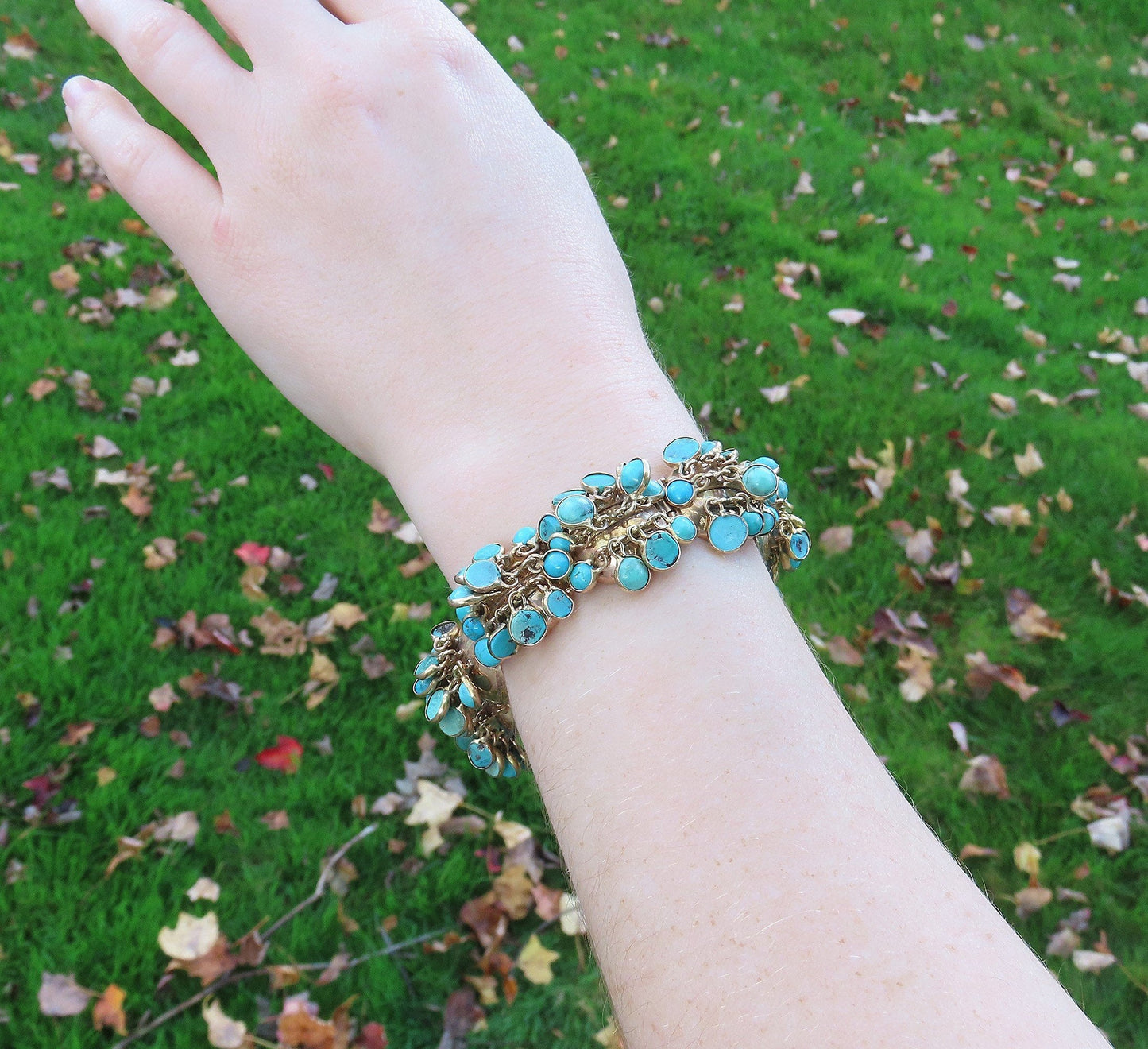 Stunning 14k Yellow Gold Turquoise Cabochon Dangle Tassel Jingle Bracelet