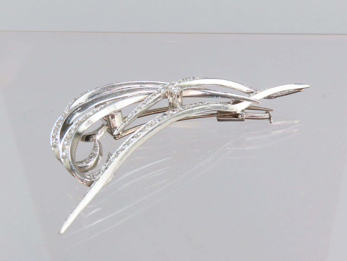 Stunning c1950s Platinum Diamond Spray Brooch Pin