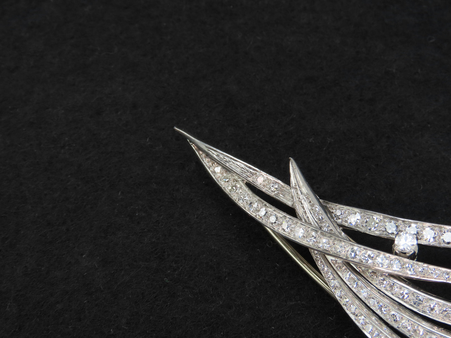 Stunning c1950s Platinum Diamond Spray Brooch Pin