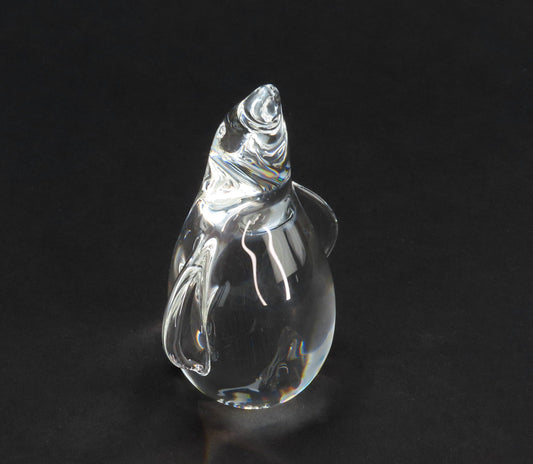 Cute VTG 3.5" Signed Steuben Art Glass Penguin Standing Paperweight Figurine