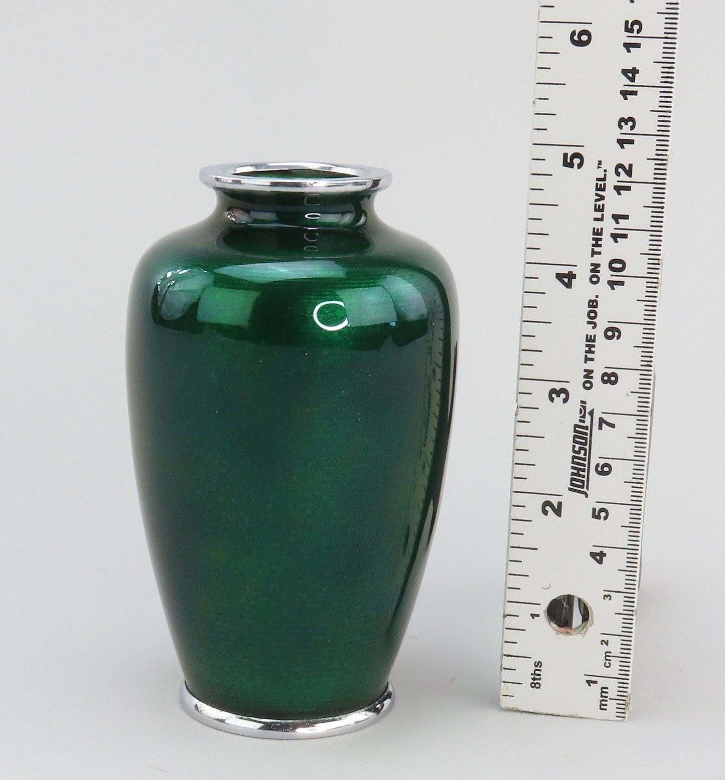 1920s/30s Japanese Cloisonné Translucent Green Enamel Vase with Cranes 4 7/8"