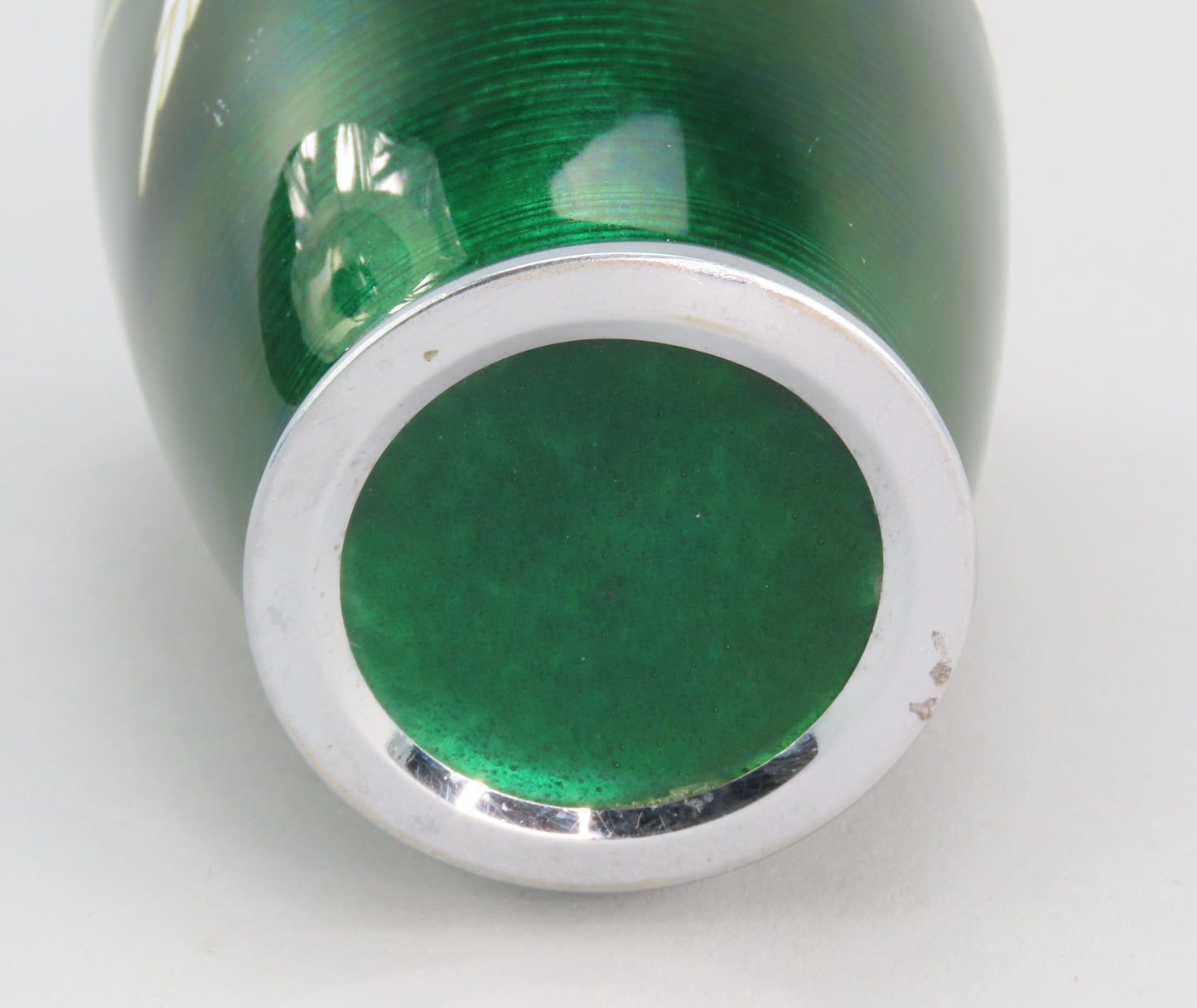 1920s/30s Japanese Cloisonné Translucent Green Enamel Vase with Cranes 4 7/8"