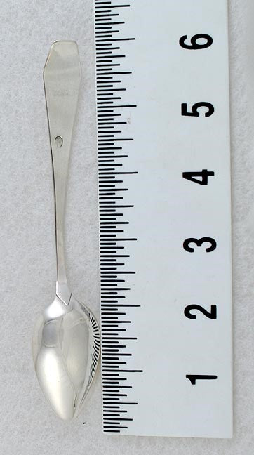4 American c1800 Coin Silver Coffin End Teaspoons