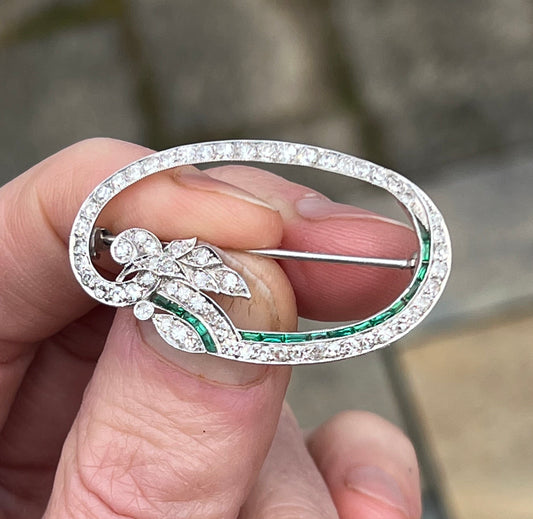 Exquisite Art Deco Platinum Diamond Emerald Brooch Pin c1920s