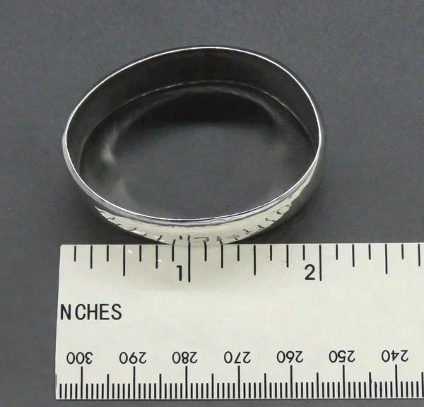 Antique Arts & Crafts Hand Hammered Oval Napkin Ring "Jlse" Mono