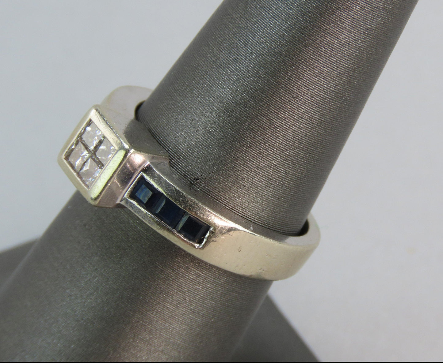 Stylish 14k White Gold 4 Radiant Cut Diamond and Sapphire Ring