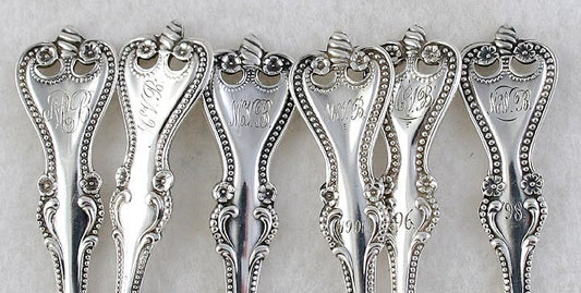 6 Fine Towle Sterling Silver Old Colonial Teaspoons