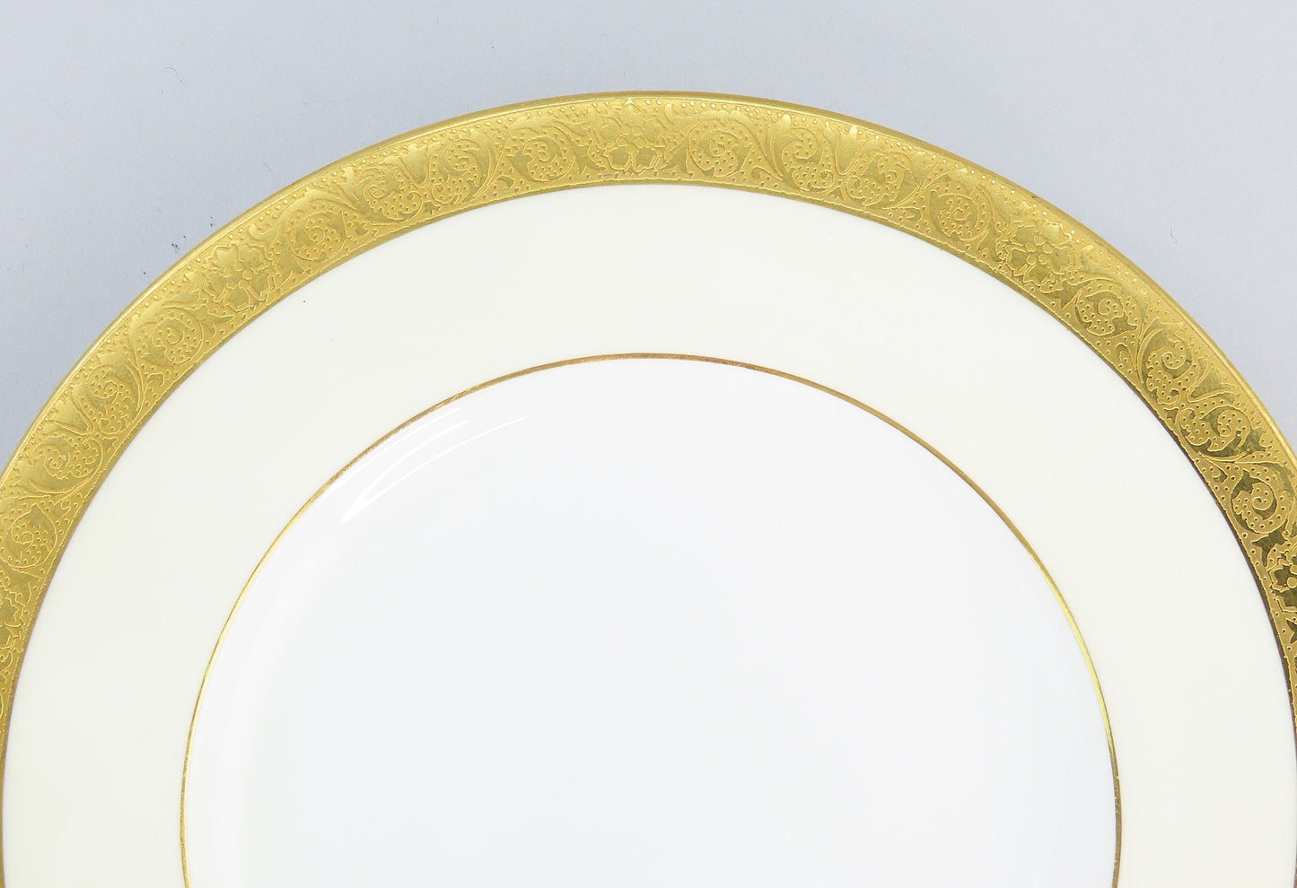 11 Minton Westminster K154 Bone China Bread Plates Cream w/ Gold 6 1/4 Inches