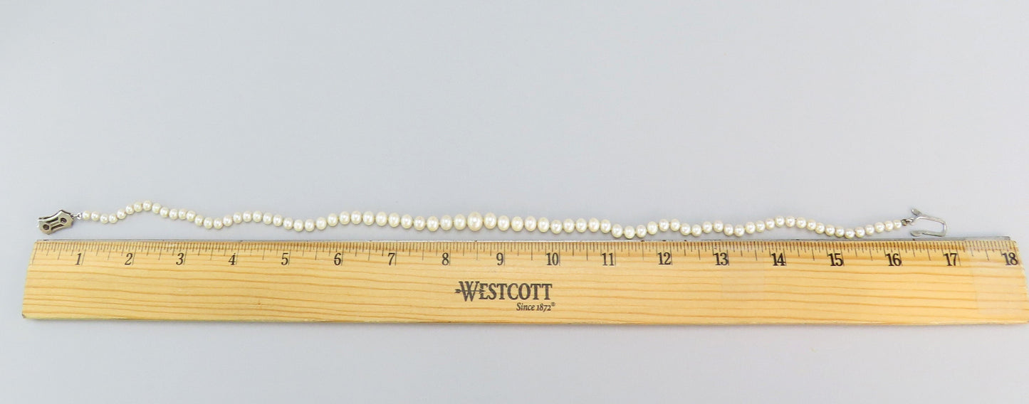 Classic Single Strand Graduated Pearl Necklace w Sterling Silver Clasp