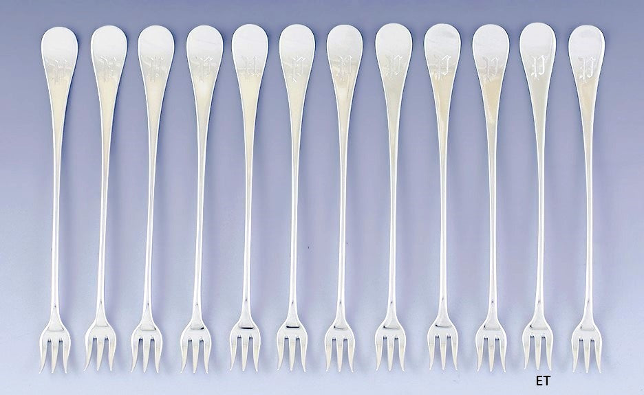 Fine Set 12 American Sterling Silver Seafood / Cocktail / Hors d'oeuvres Forks