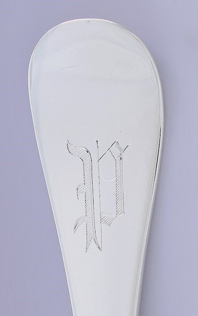 Fine Set 12 American Sterling Silver Seafood / Cocktail / Hors d'oeuvres Forks