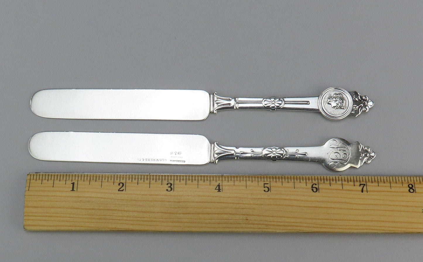 Pair Superb Antique Gorham Medallion Sterling Breakfast Knives7 3/8 inches