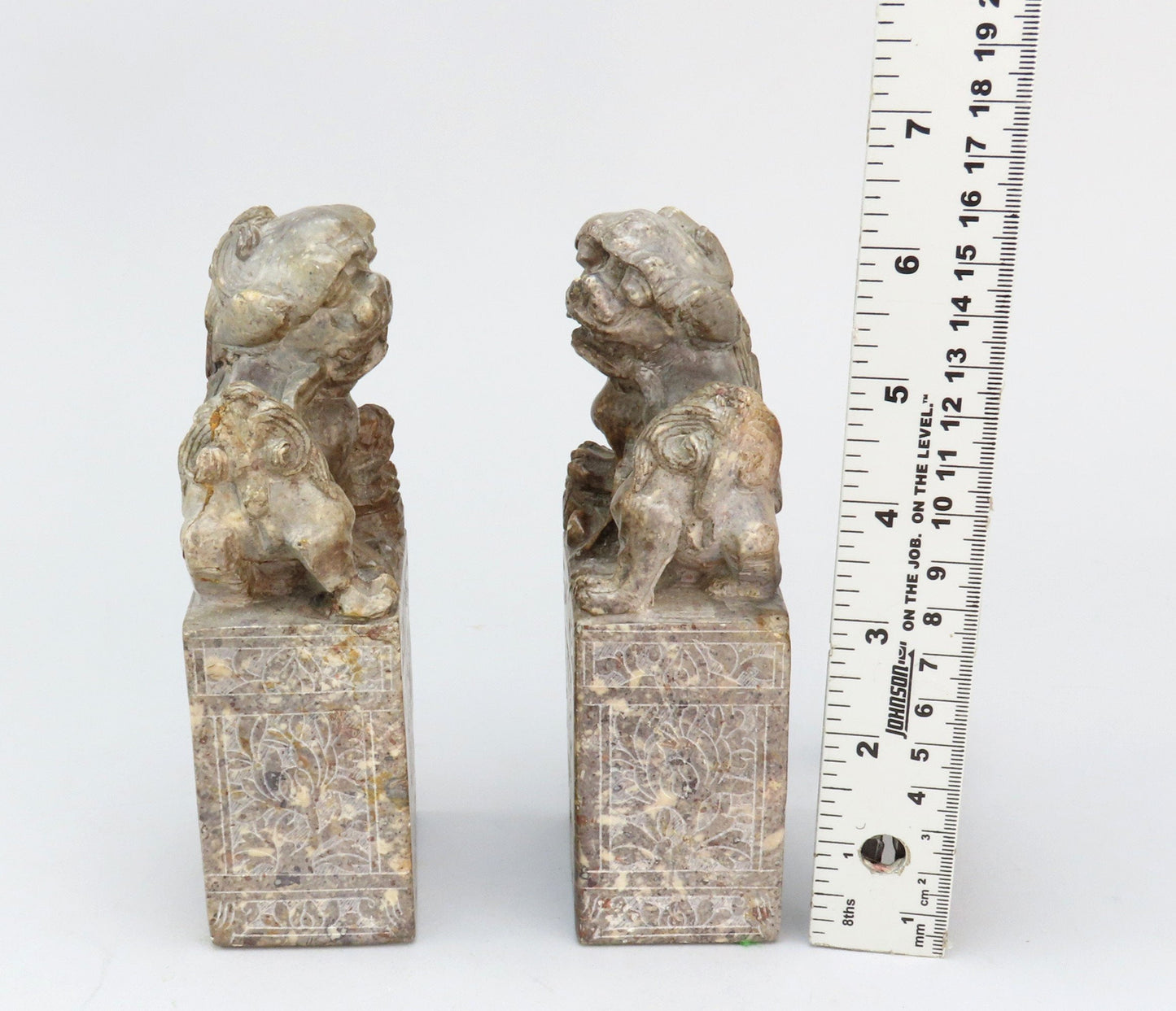 Excellent Pair c1915 Chinese Carved Soapstone Foo Dog Guardian Lion Figurines