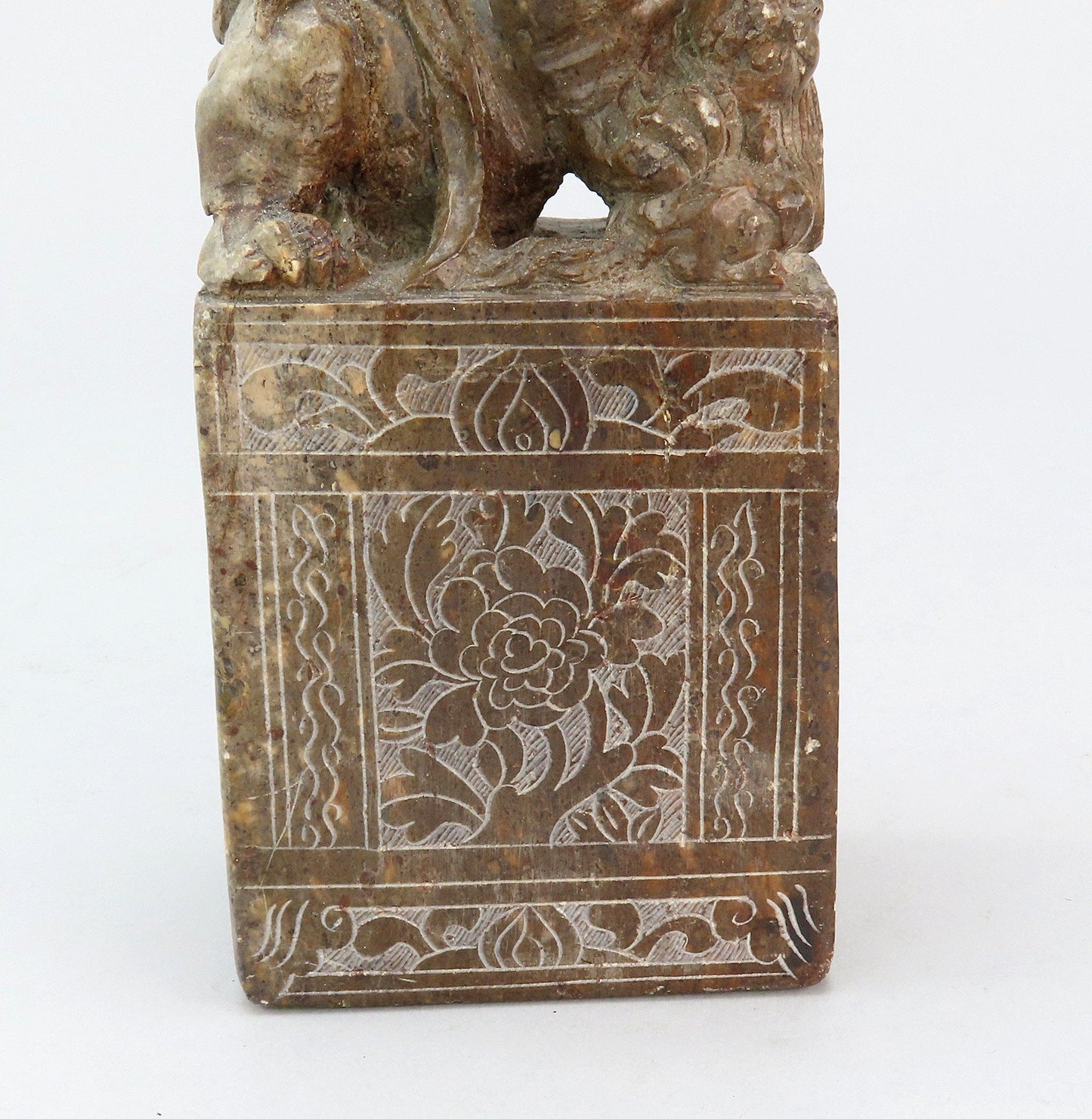 Excellent Pair c1915 Chinese Carved Soapstone Foo Dog Guardian Lion Figurines