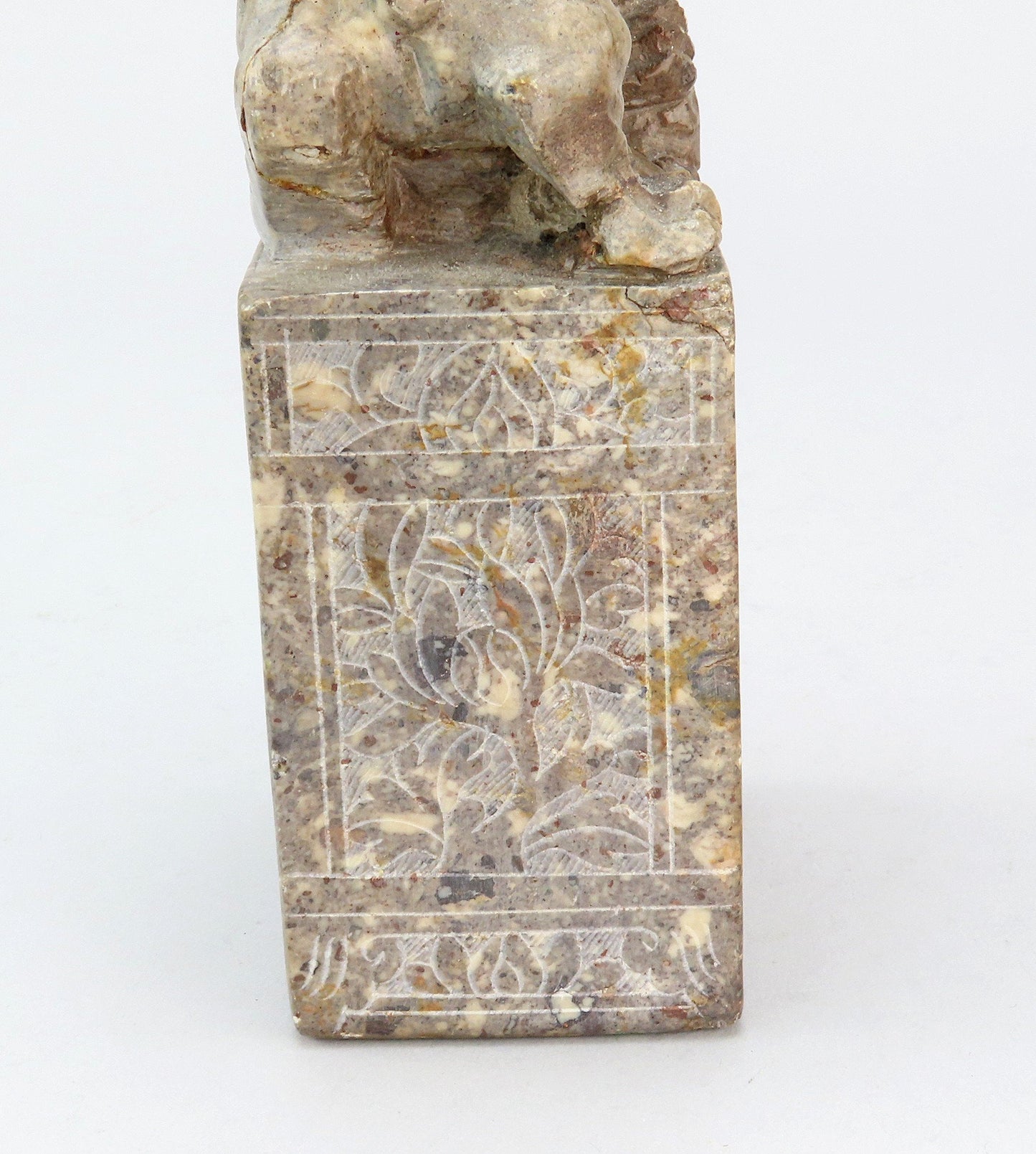 Excellent Pair c1915 Chinese Carved Soapstone Foo Dog Guardian Lion Figurines