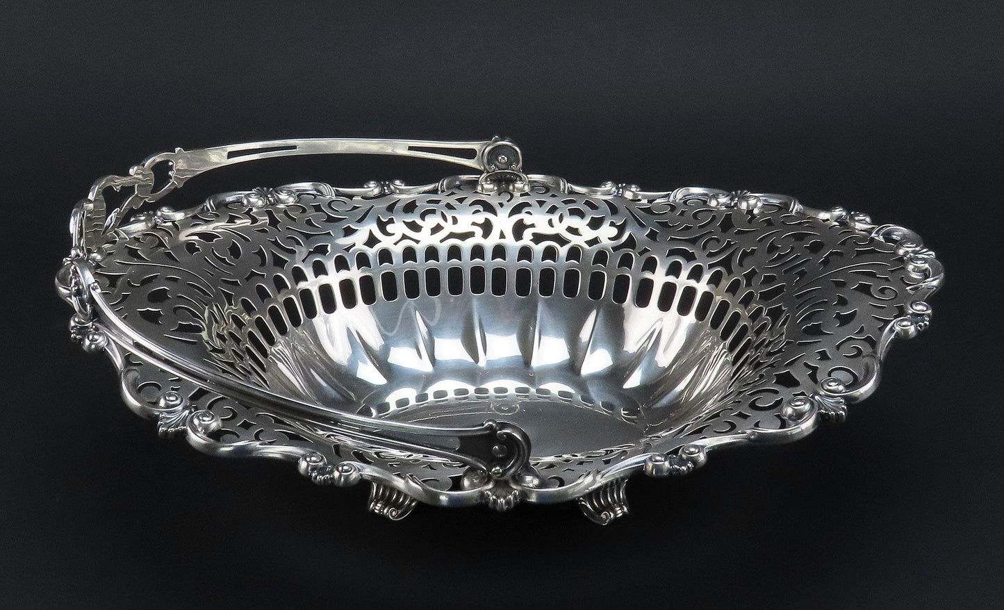 Impressive c1910 Towle Sterling Silver Pierced Swing Handle Basket w Scroll Feet