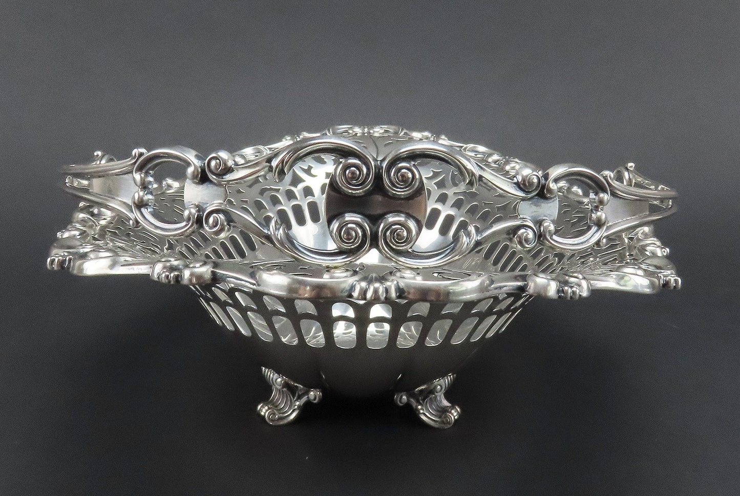 Impressive c1910 Towle Sterling Silver Pierced Swing Handle Basket w Scroll Feet