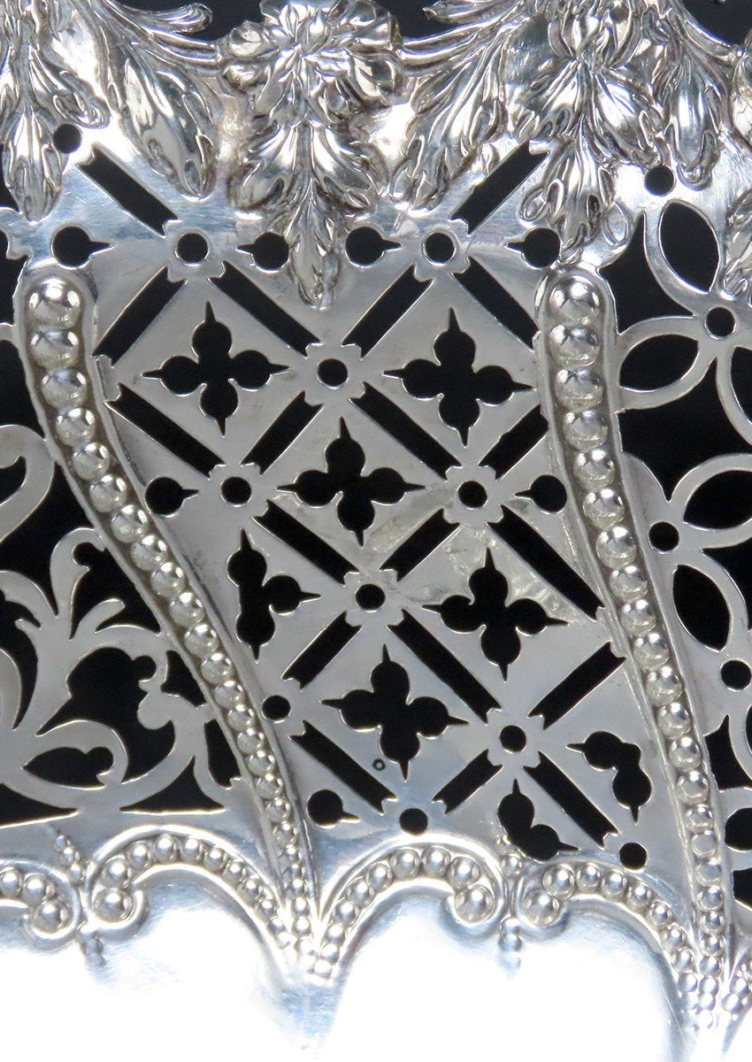 Elegant 1767 English Sterling Silver Large Basket Pierced Latticework Wolf Crest